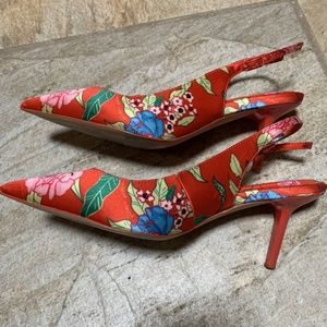 Aldo Women’s Size 6 Women’s Shoes Pumps Heels Beautiful Red Floral 